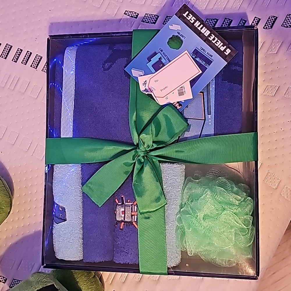 Mine craft bath set